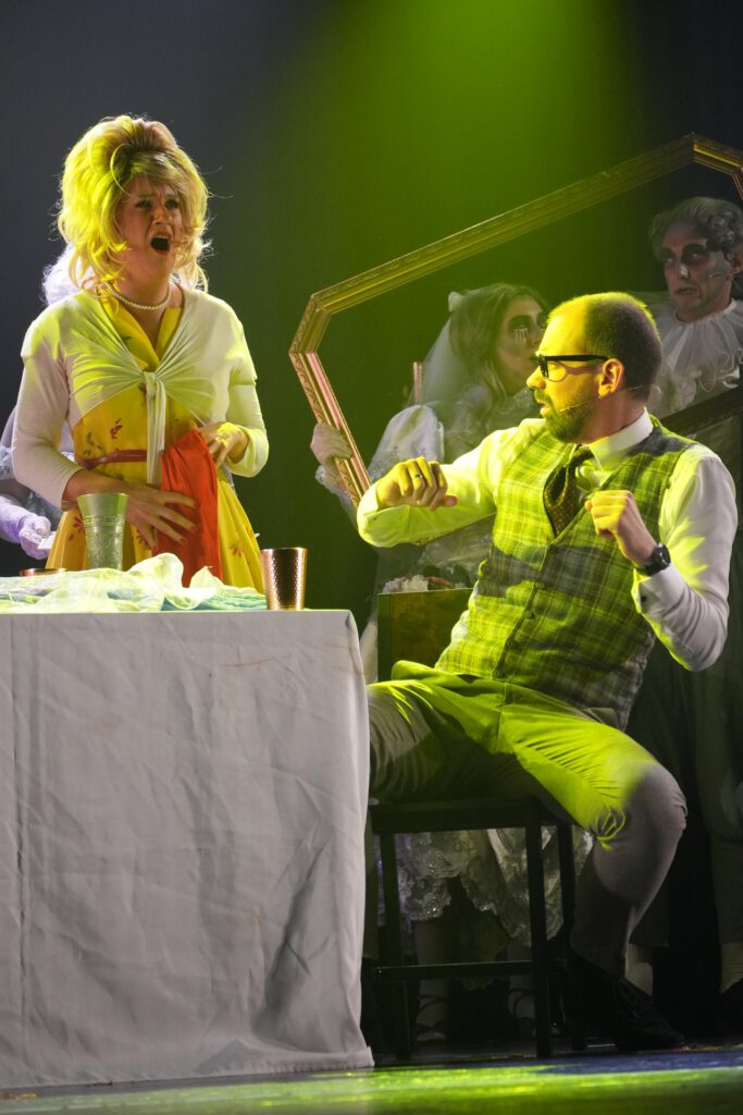 Szene aus The Addams Family – Musical Company Nürnberg
