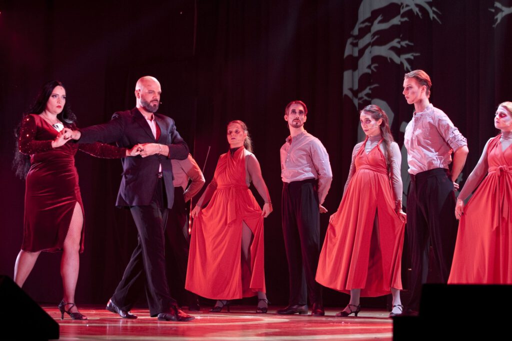 Szene aus The Addams Family – Musical Company Nürnberg
